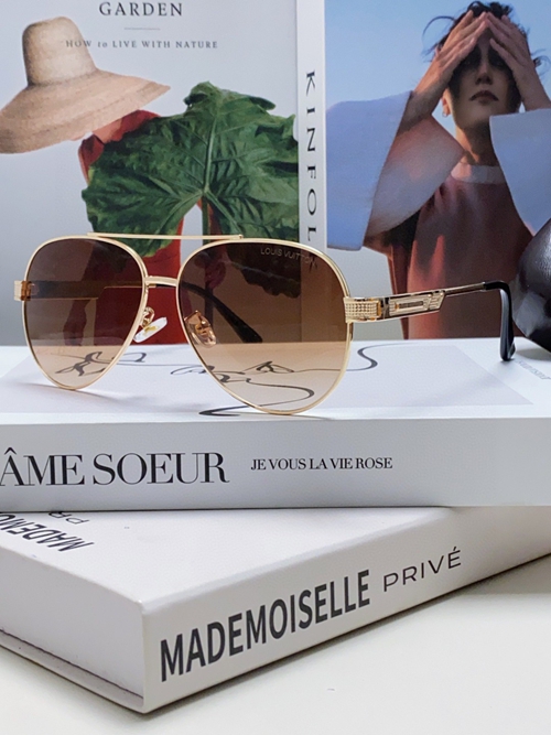 ルイヴィトンサングラス正面デザイン